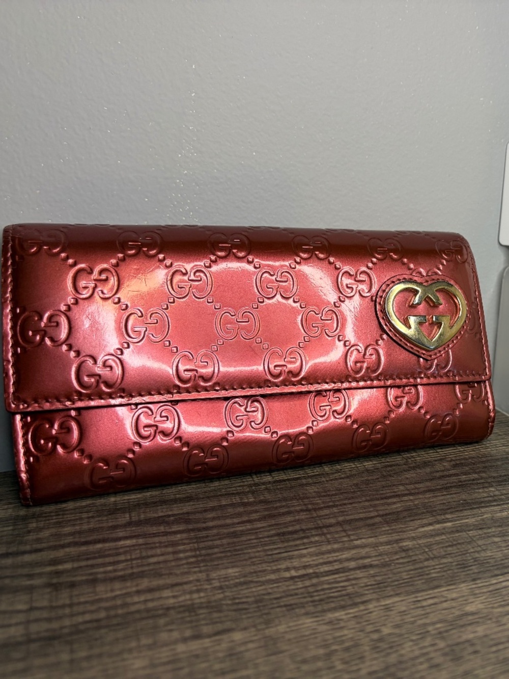 Gucci Metallic Pink GG Wallet-on-Chain